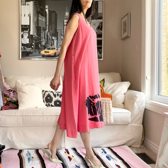 Coral A-line dress with black abstract print - Picture 4 of 10